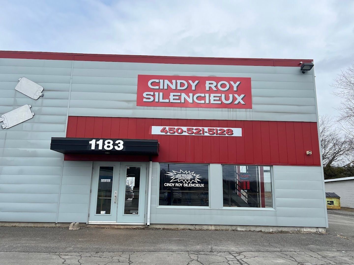 Façade de l’atelier Cindy Roy Silencieux, 1183 rue Principale à Granby